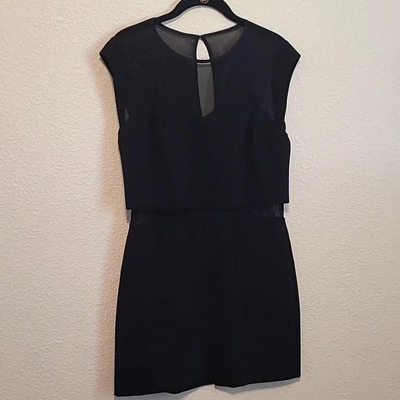 Sexy Black Dress Express 6 - Picture 1 of 7